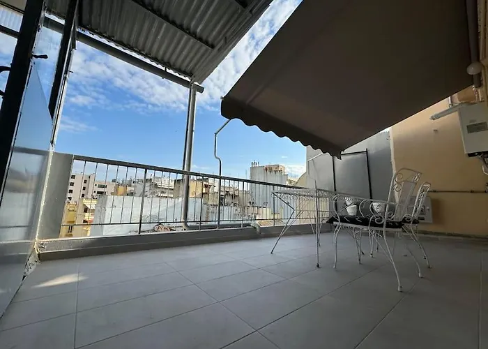 Cityscape Haven In Thessaloniki